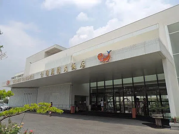 全國麗園建築物｜鋼骨與清水模結構
